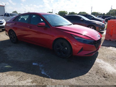 HYUNDAI ELANTRA 2022