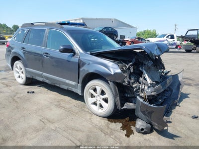 SUBARU OUTBACK 2013