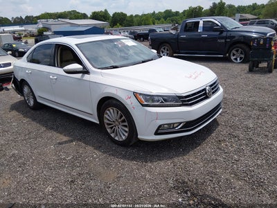 VOLKSWAGEN PASSAT 2016