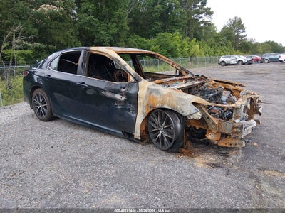 TOYOTA CAMRY 2021