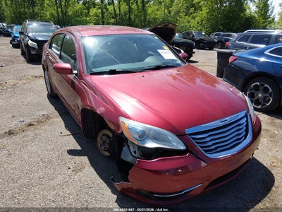 CHRYSLER 200 2011