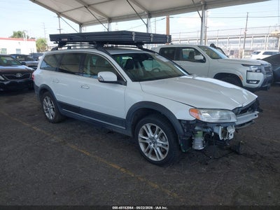 VOLVO XC70 2016