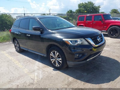 NISSAN PATHFINDER 2017