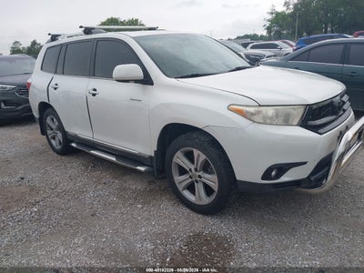TOYOTA HIGHLANDER 2013