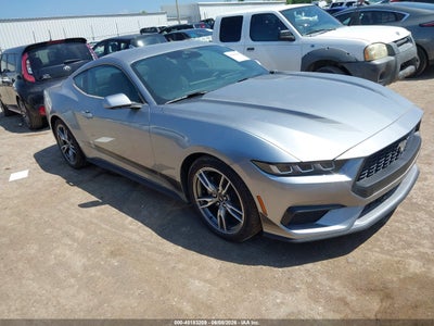 FORD MUSTANG 2024