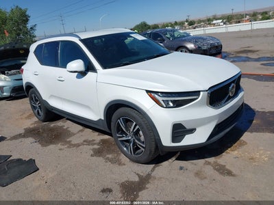VOLVO XC40 2023