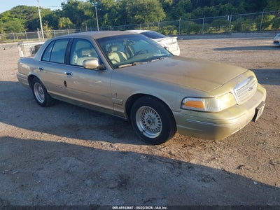 FORD CROWN VICTORIA 2000