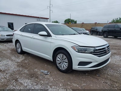VOLKSWAGEN JETTA 2019