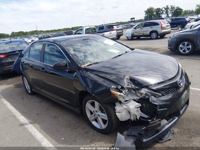 TOYOTA CAMRY 2014
