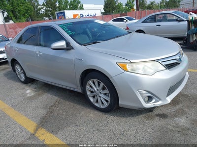 TOYOTA CAMRY HYBRID 2013