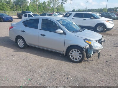 NISSAN VERSA 2016