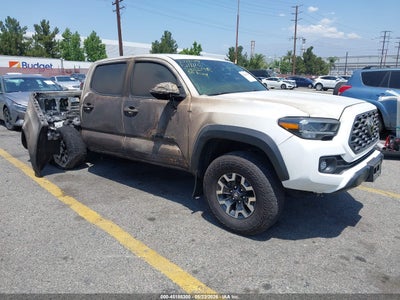 TOYOTA TACOMA 2023