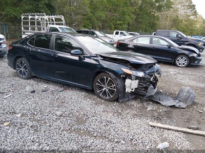 TOYOTA CAMRY 2020