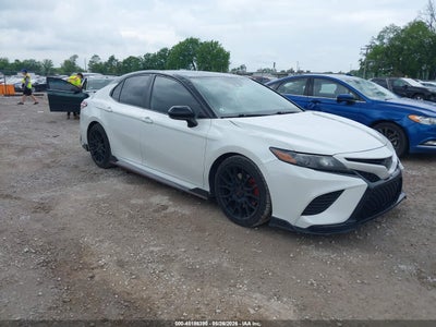 TOYOTA CAMRY 2020