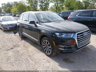 AUDI Q7 2017