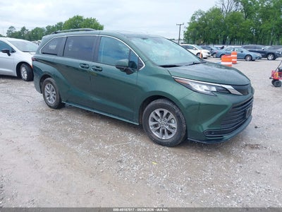 TOYOTA SIENNA 2023