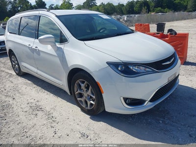 CHRYSLER PACIFICA 2017
