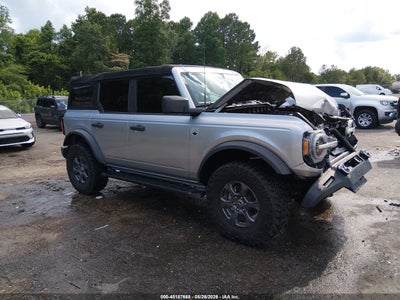 FORD BRONCO 2021
