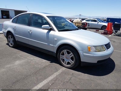 VOLKSWAGEN PASSAT 2001