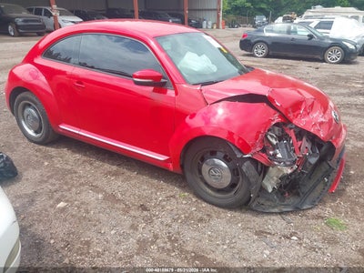 VOLKSWAGEN BEETLE 2012