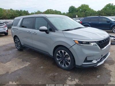 KIA CARNIVAL MPV 2024