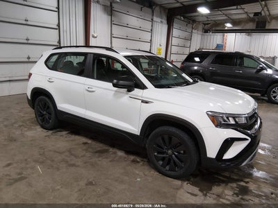 VOLKSWAGEN TAOS 2022