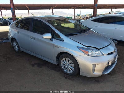 TOYOTA PRIUS PLUG-IN 2013