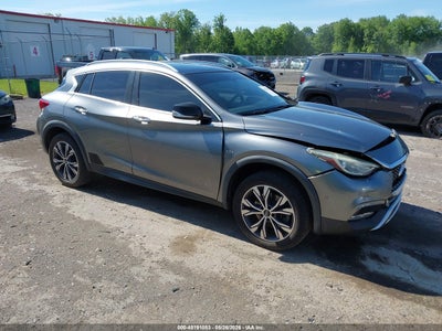 INFINITI QX30 2017