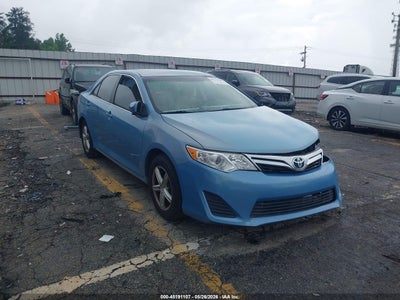 TOYOTA CAMRY 2014