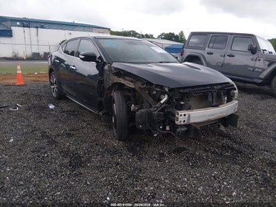 NISSAN MAXIMA 2016