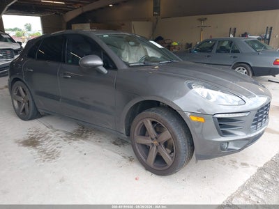 PORSCHE MACAN 2016