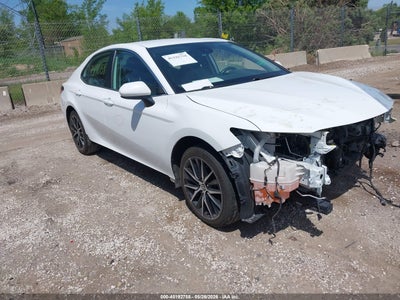 TOYOTA CAMRY 2021