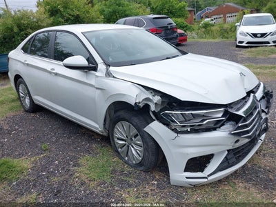 VOLKSWAGEN JETTA 2019