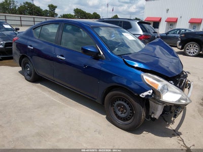 NISSAN VERSA 2019