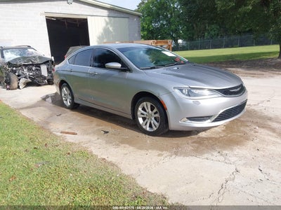 CHRYSLER 200 2015