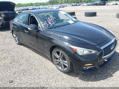 INFINITI Q50 2015