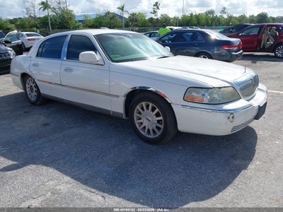 LINCOLN TOWN CAR 2007