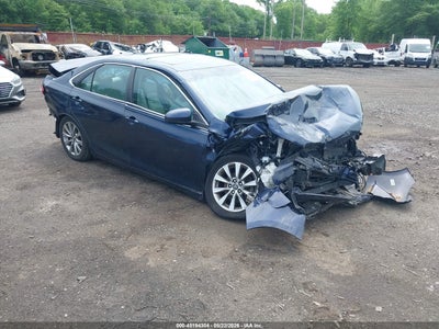 TOYOTA CAMRY 2017