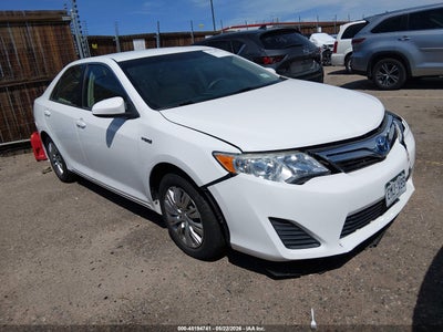 TOYOTA CAMRY HYBRID 2014