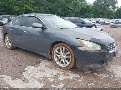 NISSAN MAXIMA 2011