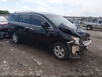 NISSAN QUEST 2017