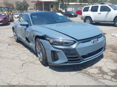 AUDI E-TRON GT 2024