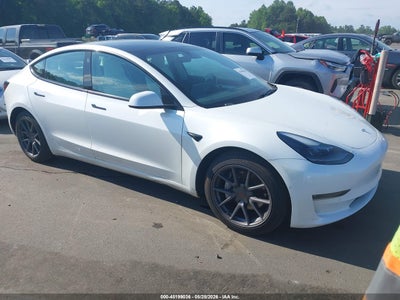 TESLA MODEL 3 2021