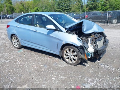 HYUNDAI ACCENT 2013