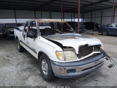 TOYOTA TUNDRA 2001