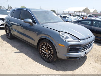 PORSCHE CAYENNE E-HYBRID 2019