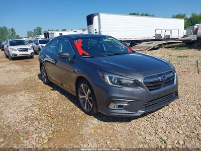 SUBARU LEGACY 2018