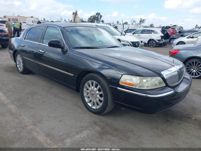 LINCOLN TOWN CAR 2007