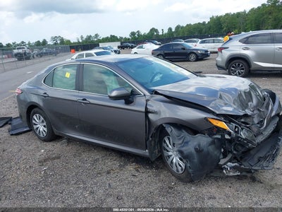 TOYOTA CAMRY HYBRID 2019