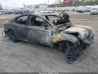 TOYOTA CAMRY 2026